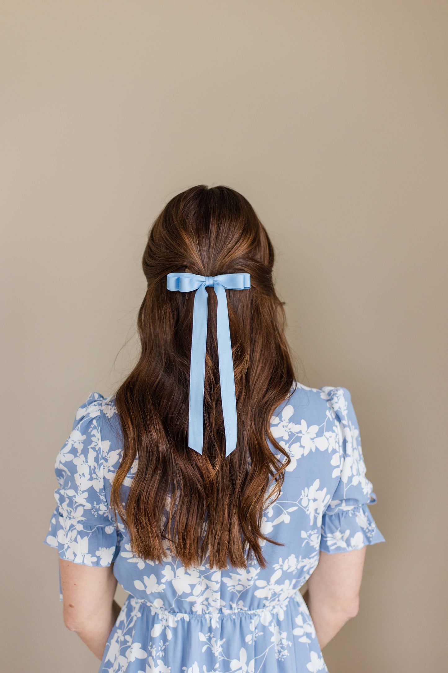 SPRING '24: Grace & Grandeur Micro Alice Satin Bow Barrette: Black