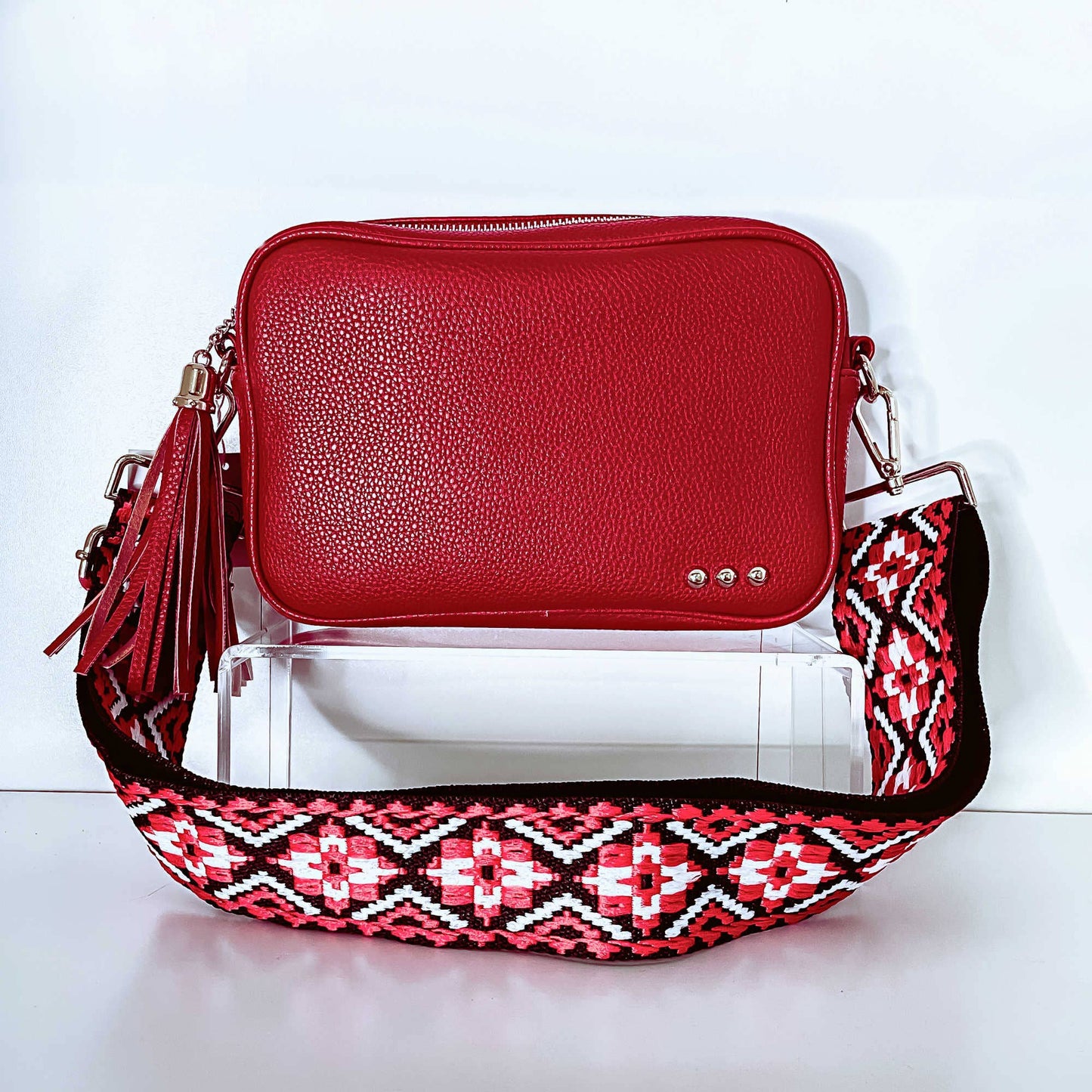 Willow Camera Crossbody Bag: Red